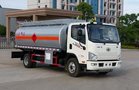 10方解放虎VH油罐車