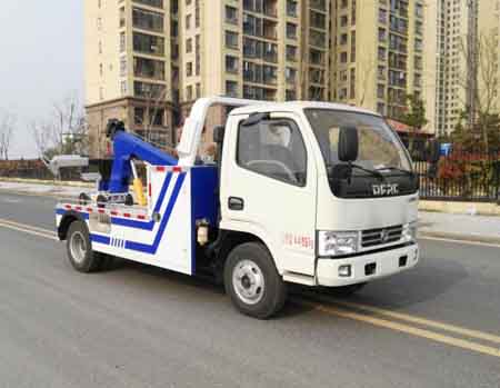 東風(fēng)多利卡藍牌一拖二清障車