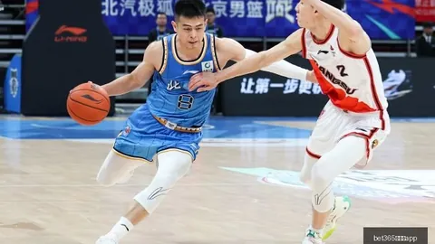 英超亿元转会盛宴3笔亿元交易巴尔科拉加盟，加克波与恩佐引关注